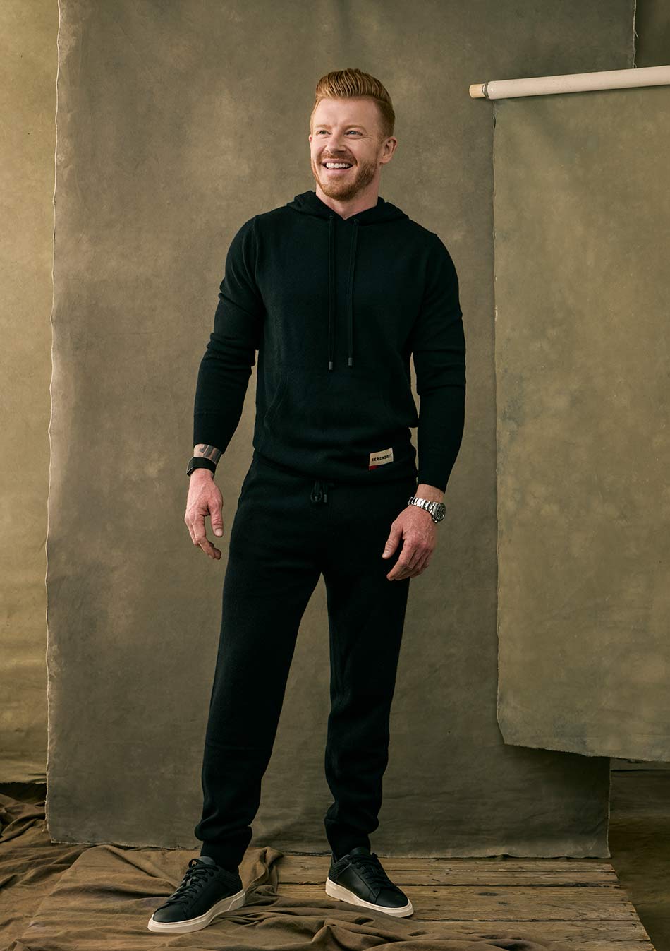 Serendro Cashmere Blend Hoody and Cashmere Pant in Black